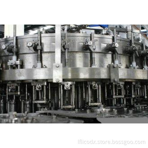 Soft Drink / Aerated Water Carbonated Drink Filling Machin